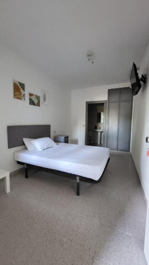 Double Room,1402108391:JPEG